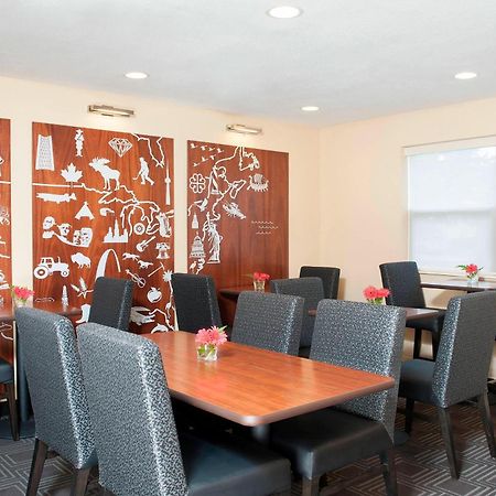 Towneplace Suites By Marriott Indianapolis - Keystone Exteriör bild