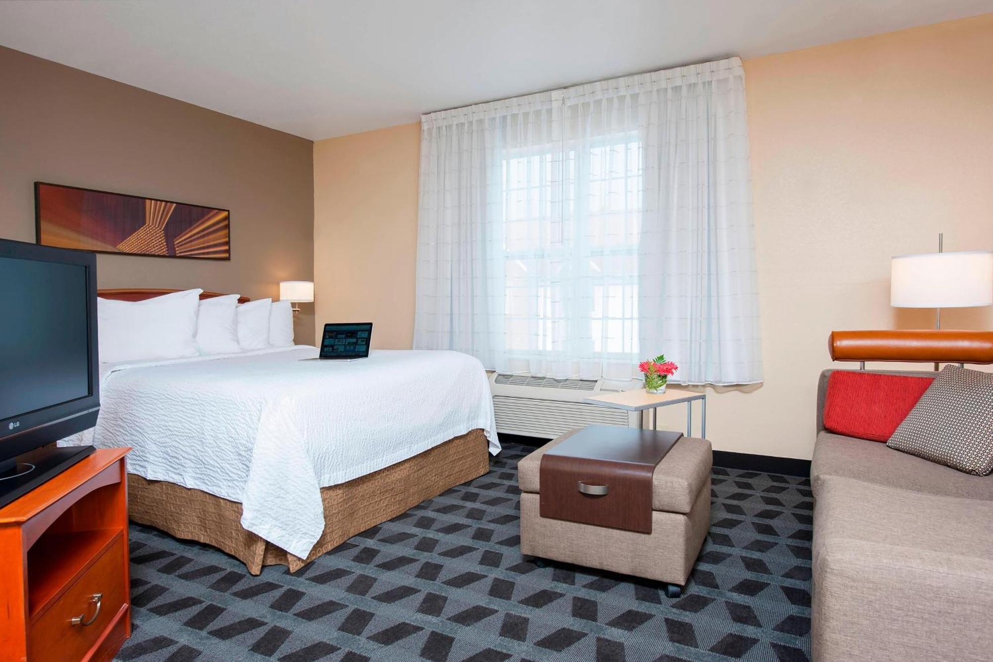 Towneplace Suites By Marriott Indianapolis - Keystone Exteriör bild